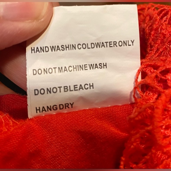 Solitaire coral color crocheted lined top size large - Picture 5 of 6